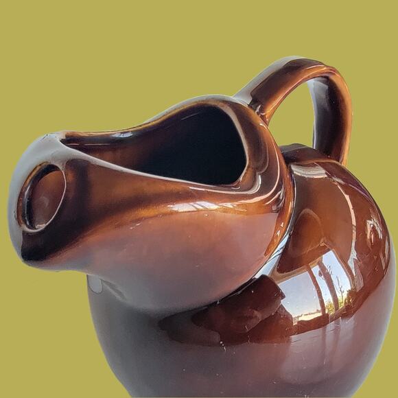 Vintage 1950s Franciscan Tilted Ball Pitcher in Brown - Picture 4 of 5